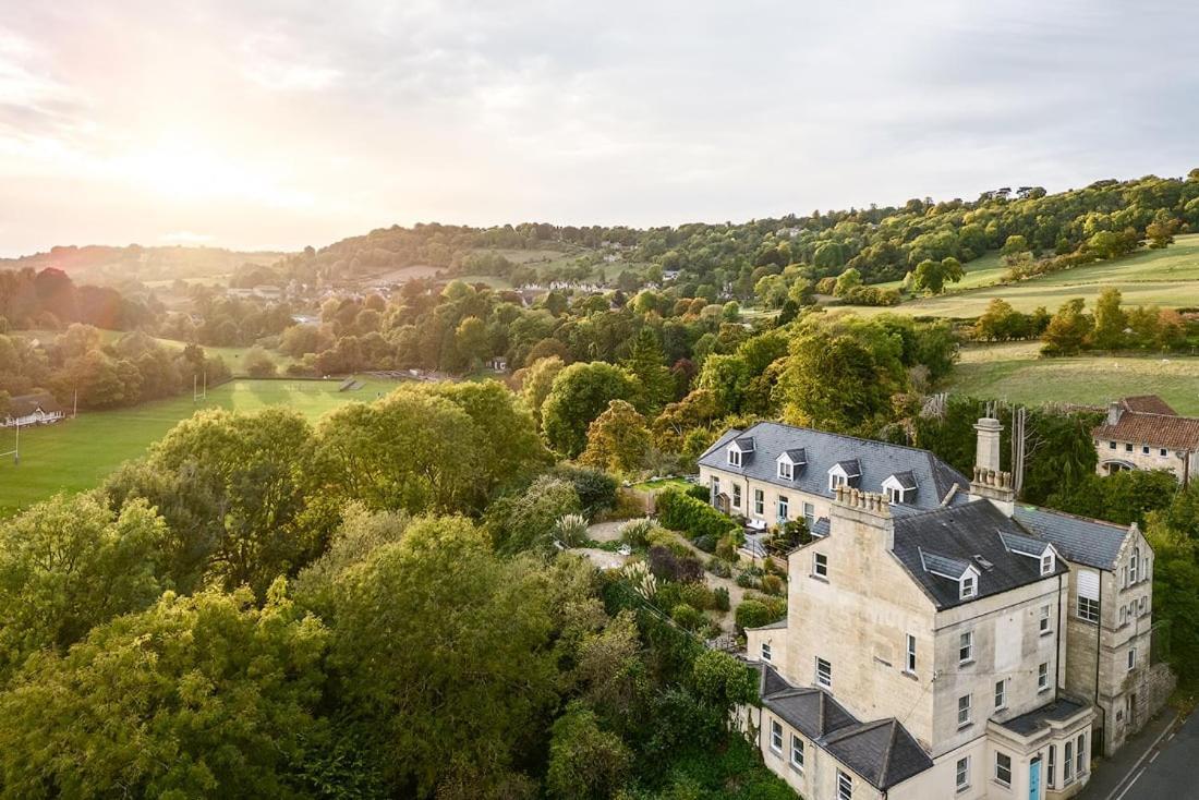 Spacious 2 Bedroom House With Stunning Views Bath Extérieur photo