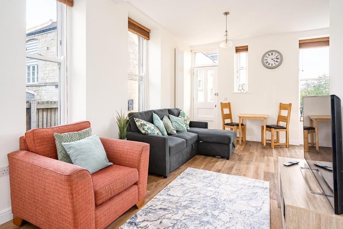 Spacious 2 Bedroom House With Stunning Views Bath Extérieur photo